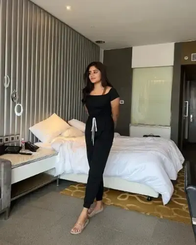 Call Girls Manikonda Cash On Delivery